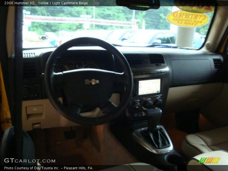 Yellow / Light Cashmere Beige 2006 Hummer H3