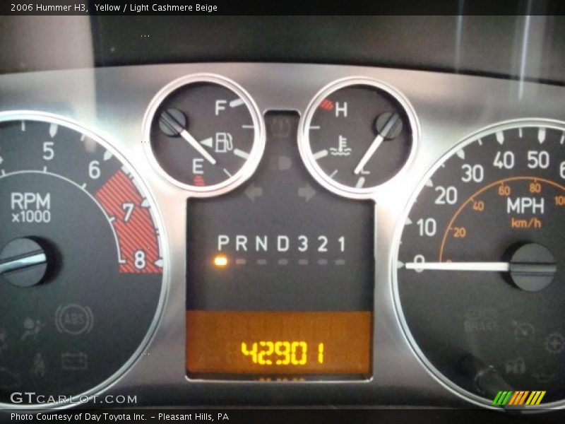 Yellow / Light Cashmere Beige 2006 Hummer H3
