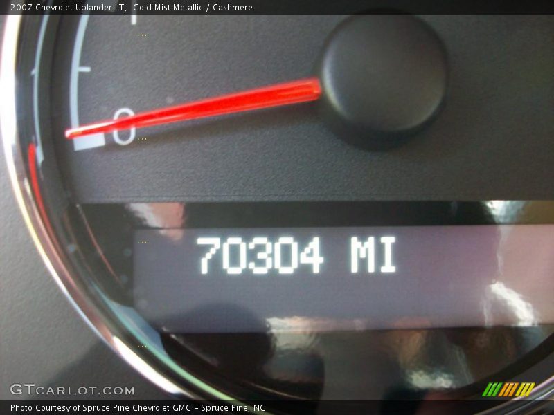 Gold Mist Metallic / Cashmere 2007 Chevrolet Uplander LT