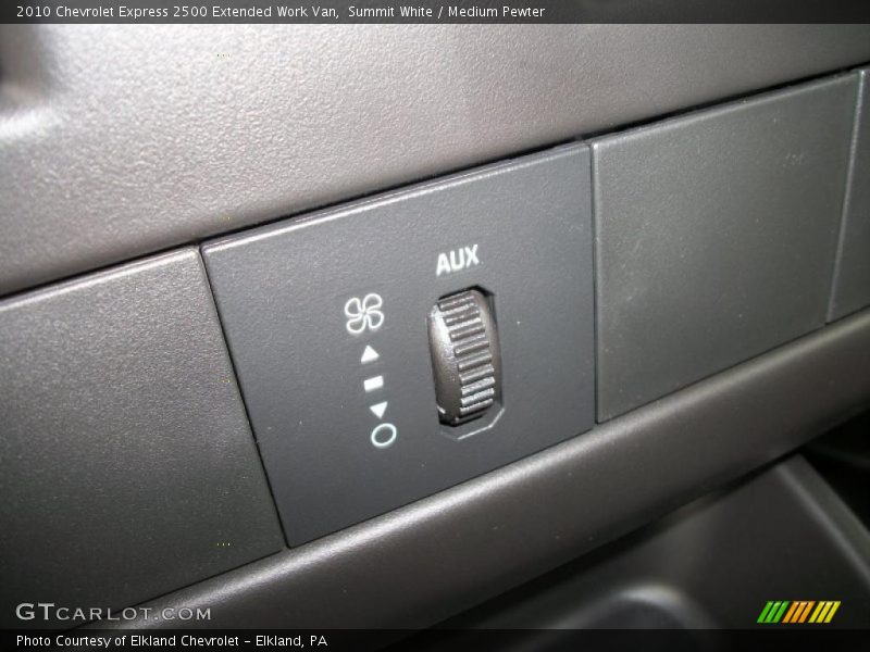Summit White / Medium Pewter 2010 Chevrolet Express 2500 Extended Work Van