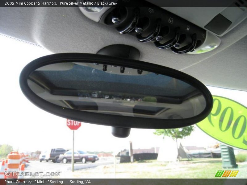 Pure Silver Metallic / Black/Grey 2009 Mini Cooper S Hardtop