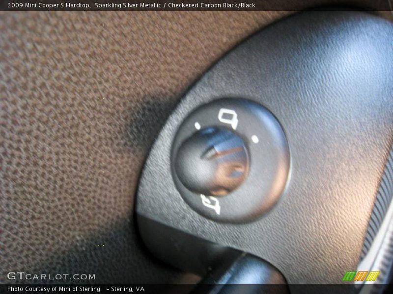 Sparkling Silver Metallic / Checkered Carbon Black/Black 2009 Mini Cooper S Hardtop