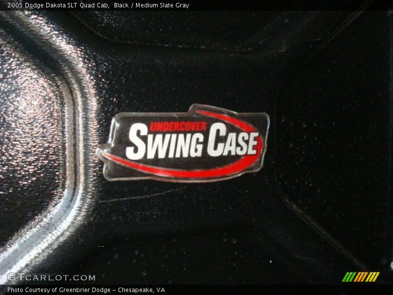 Black / Medium Slate Gray 2005 Dodge Dakota SLT Quad Cab