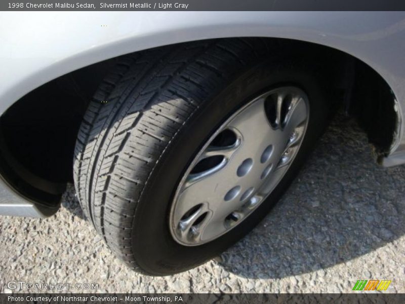 Silvermist Metallic / Light Gray 1998 Chevrolet Malibu Sedan