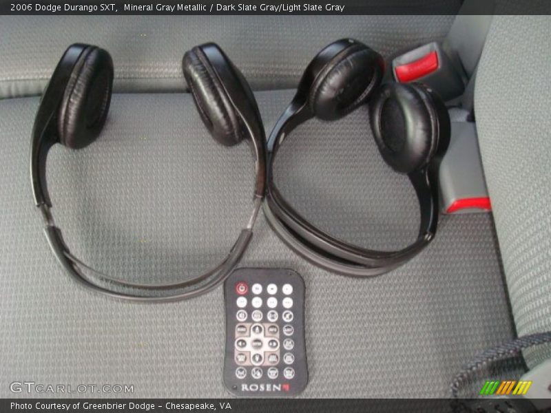 Mineral Gray Metallic / Dark Slate Gray/Light Slate Gray 2006 Dodge Durango SXT