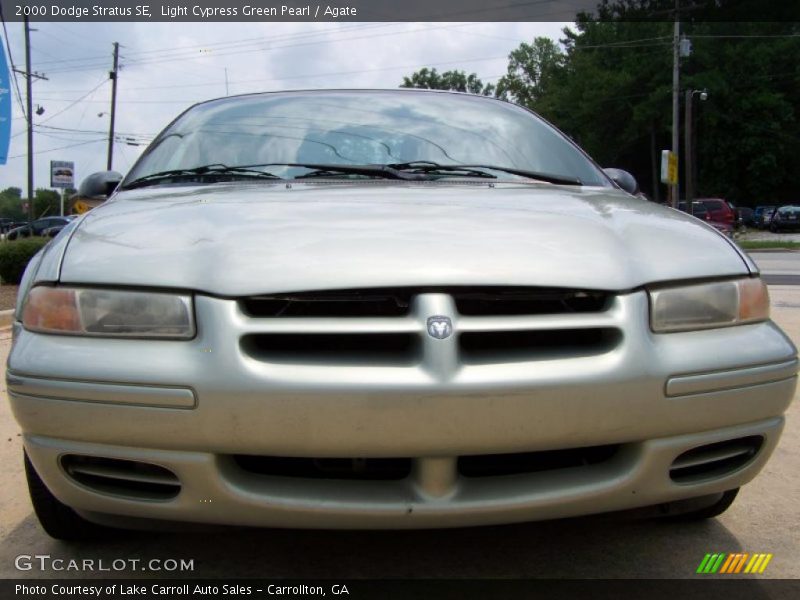 Light Cypress Green Pearl / Agate 2000 Dodge Stratus SE