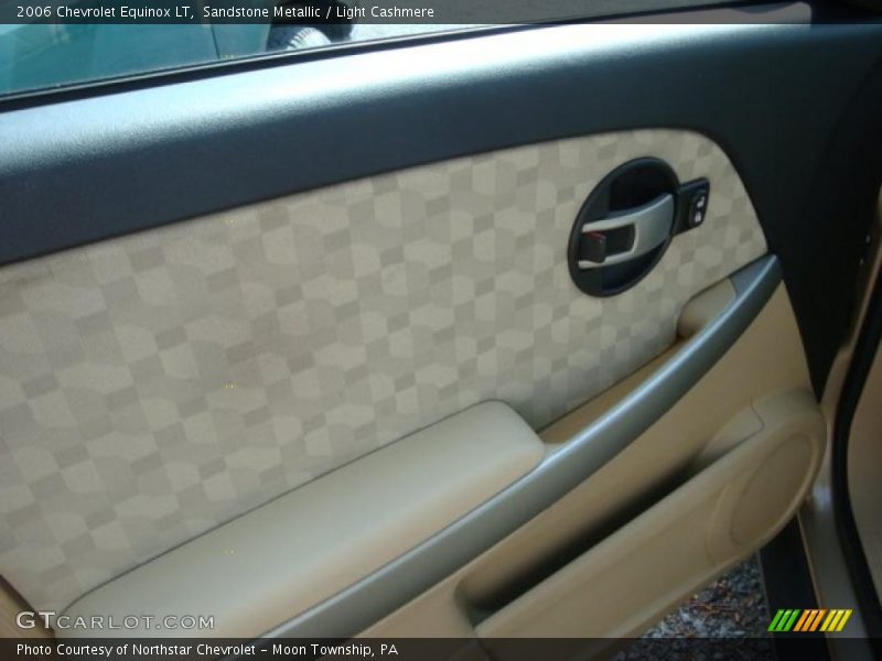 Sandstone Metallic / Light Cashmere 2006 Chevrolet Equinox LT