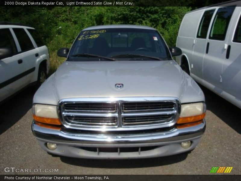 Light Driftwood Satin Glow / Mist Gray 2000 Dodge Dakota Regular Cab