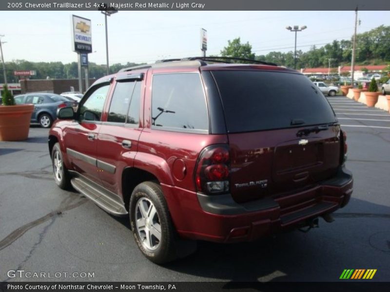 Majestic Red Metallic / Light Gray 2005 Chevrolet TrailBlazer LS 4x4
