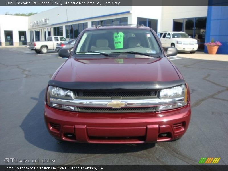 Majestic Red Metallic / Light Gray 2005 Chevrolet TrailBlazer LS 4x4