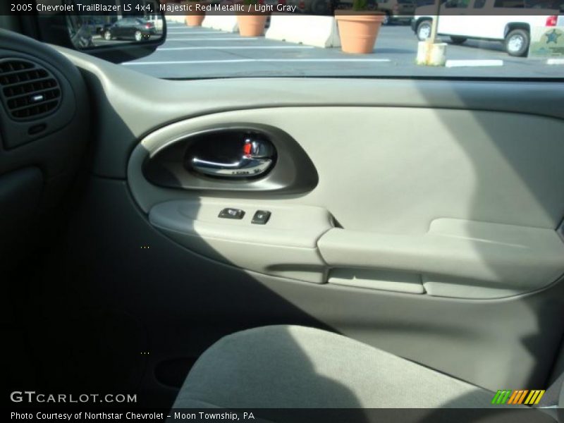 Majestic Red Metallic / Light Gray 2005 Chevrolet TrailBlazer LS 4x4