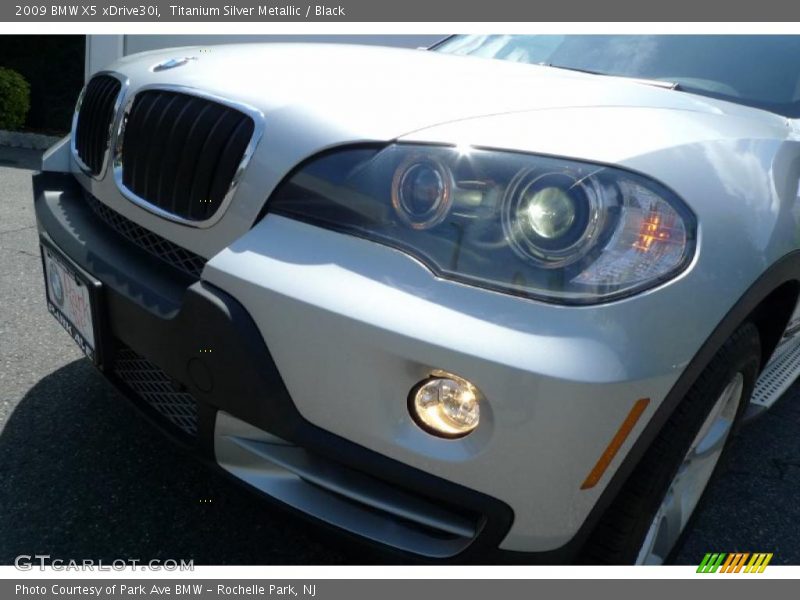 Titanium Silver Metallic / Black 2009 BMW X5 xDrive30i