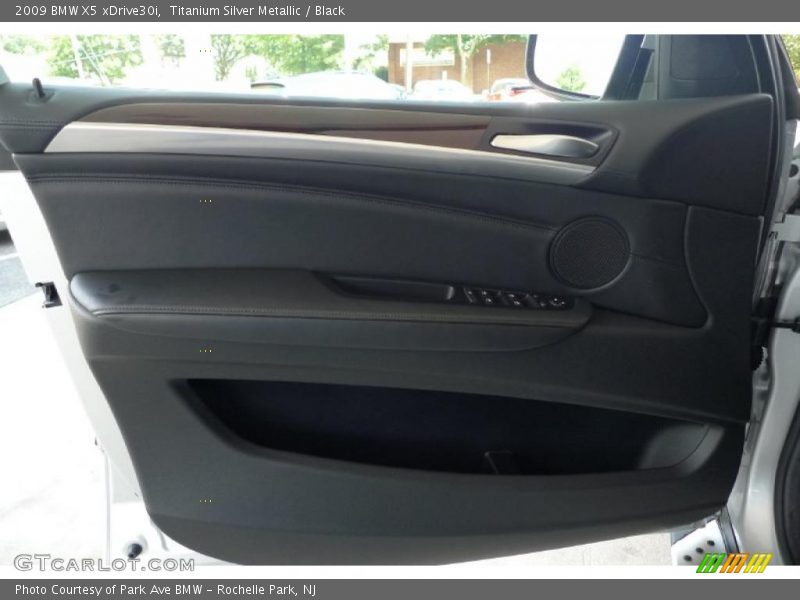 Titanium Silver Metallic / Black 2009 BMW X5 xDrive30i