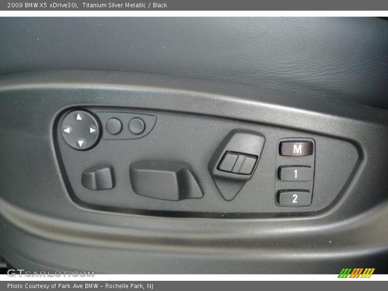 Titanium Silver Metallic / Black 2009 BMW X5 xDrive30i