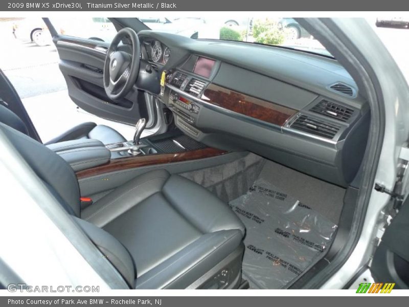 Titanium Silver Metallic / Black 2009 BMW X5 xDrive30i