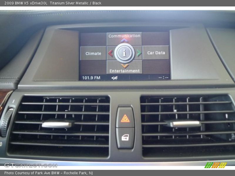 Titanium Silver Metallic / Black 2009 BMW X5 xDrive30i