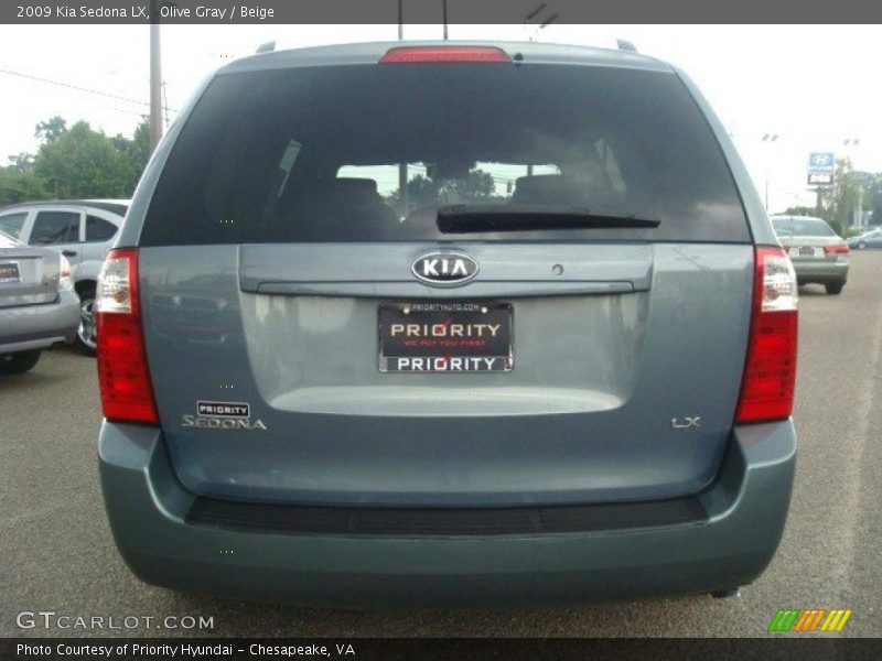 Olive Gray / Beige 2009 Kia Sedona LX