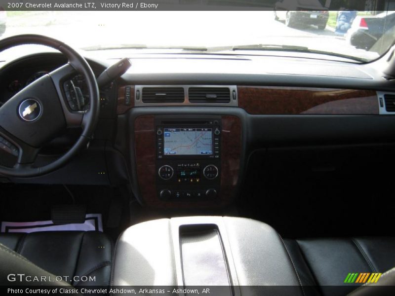 Victory Red / Ebony 2007 Chevrolet Avalanche LTZ