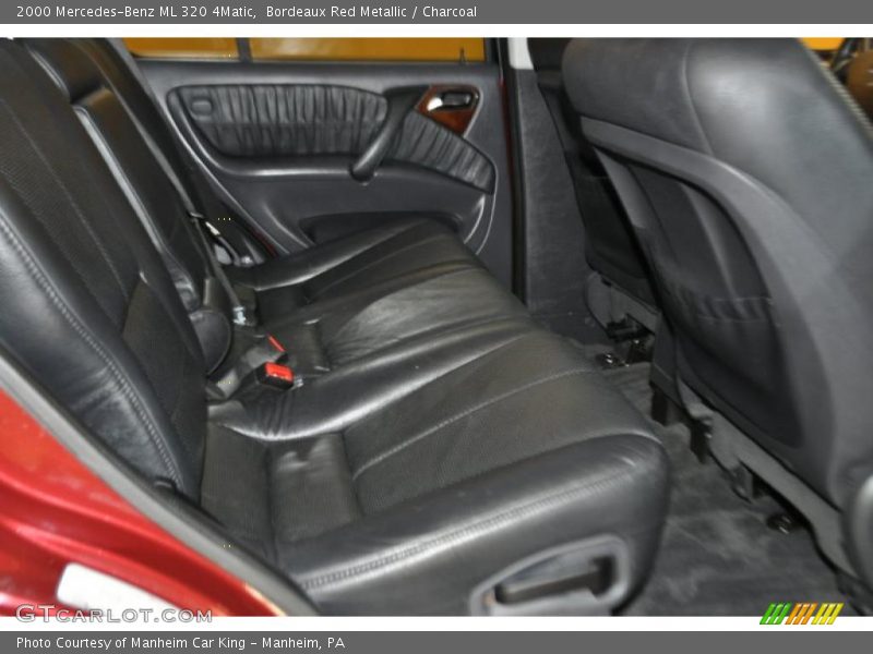 Bordeaux Red Metallic / Charcoal 2000 Mercedes-Benz ML 320 4Matic