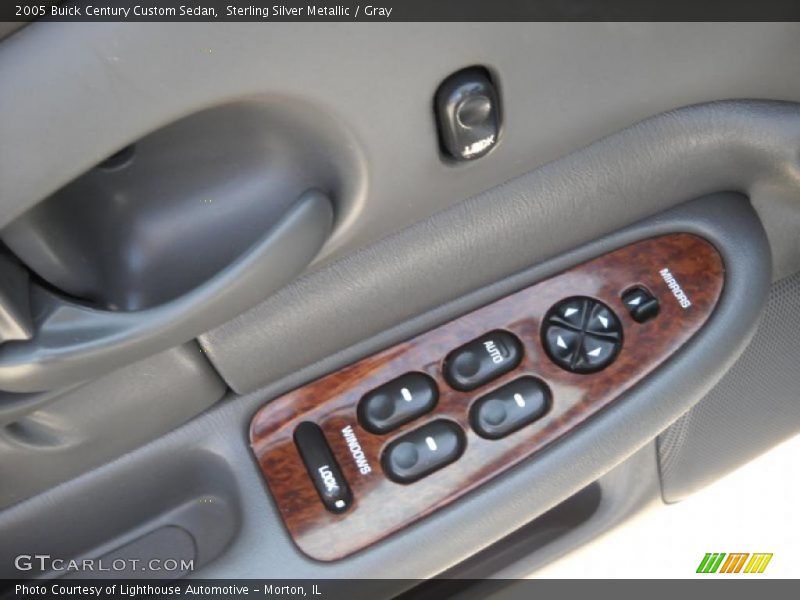 Sterling Silver Metallic / Gray 2005 Buick Century Custom Sedan
