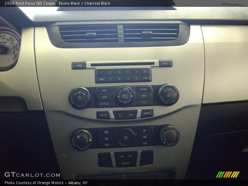 Ebony Black / Charcoal Black 2009 Ford Focus SES Coupe