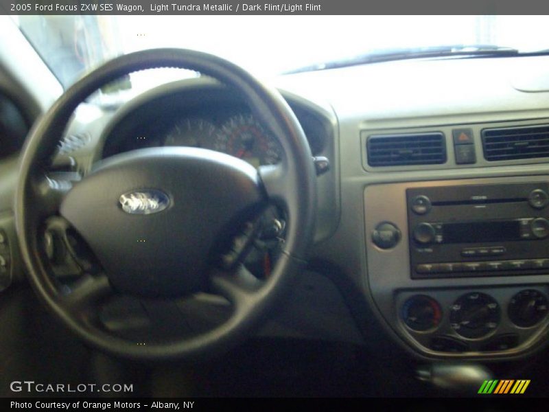 Light Tundra Metallic / Dark Flint/Light Flint 2005 Ford Focus ZXW SES Wagon