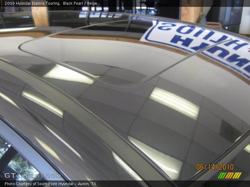 Black Pearl / Beige 2009 Hyundai Elantra Touring