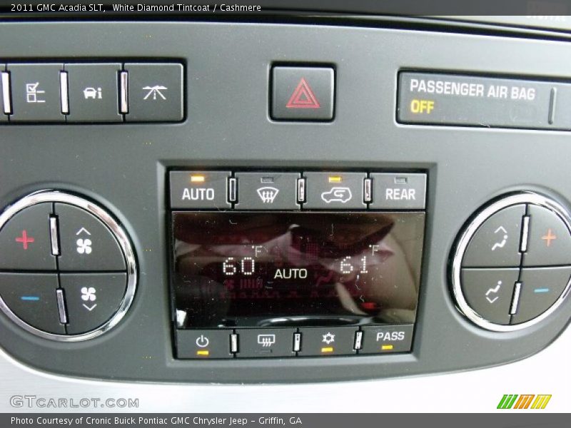 White Diamond Tintcoat / Cashmere 2011 GMC Acadia SLT