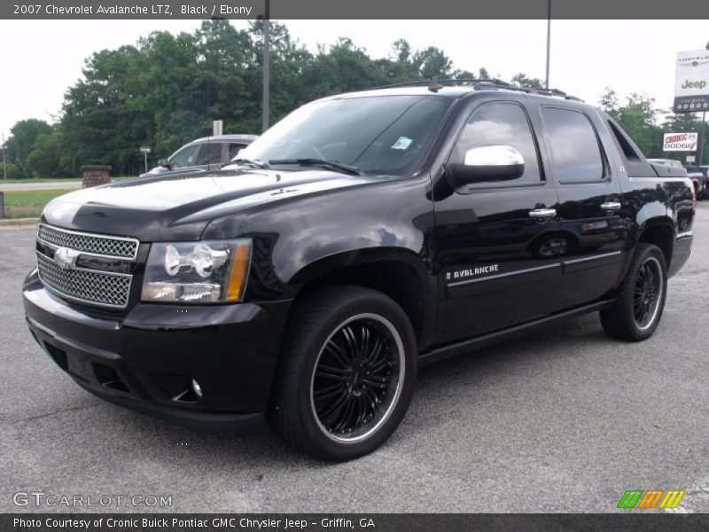 Black / Ebony 2007 Chevrolet Avalanche LTZ