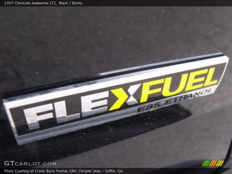 Black / Ebony 2007 Chevrolet Avalanche LTZ