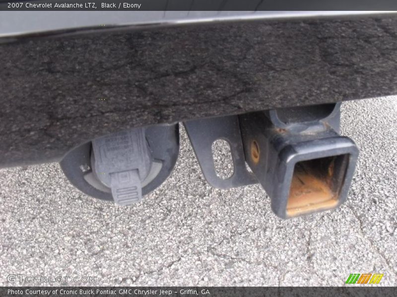 Black / Ebony 2007 Chevrolet Avalanche LTZ