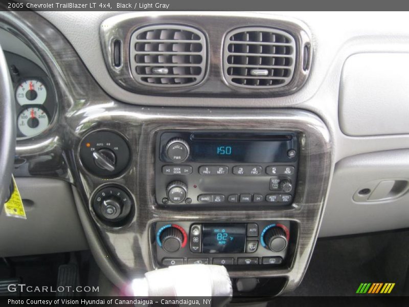 Black / Light Gray 2005 Chevrolet TrailBlazer LT 4x4