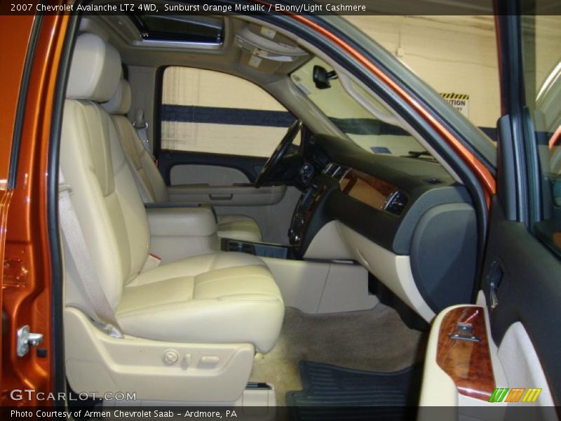 Sunburst Orange Metallic / Ebony/Light Cashmere 2007 Chevrolet Avalanche LTZ 4WD