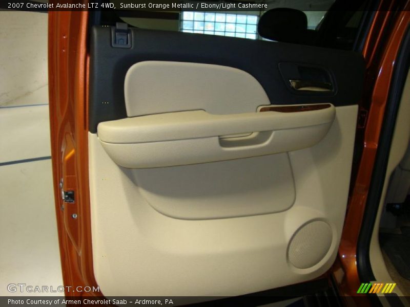 Sunburst Orange Metallic / Ebony/Light Cashmere 2007 Chevrolet Avalanche LTZ 4WD