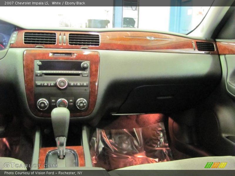 White / Ebony Black 2007 Chevrolet Impala LS