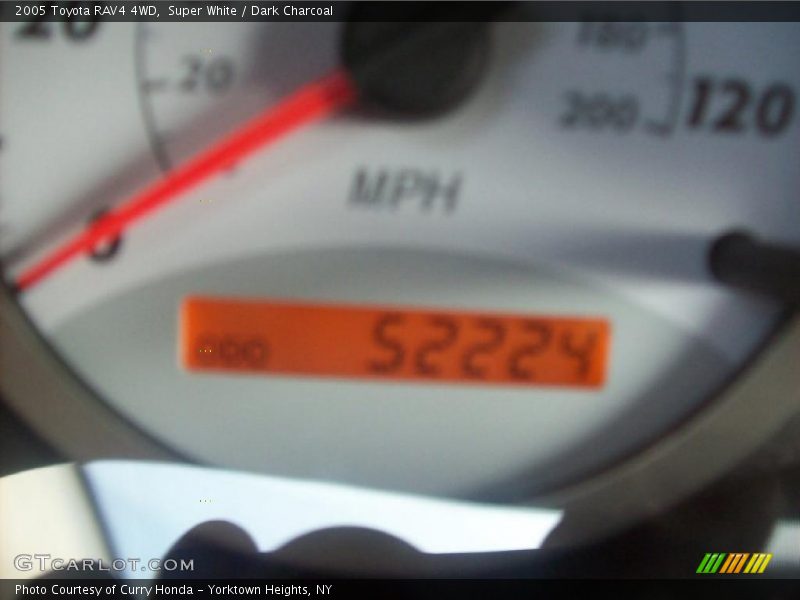 Super White / Dark Charcoal 2005 Toyota RAV4 4WD