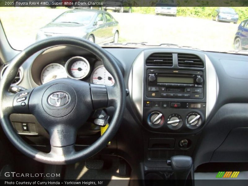 Super White / Dark Charcoal 2005 Toyota RAV4 4WD