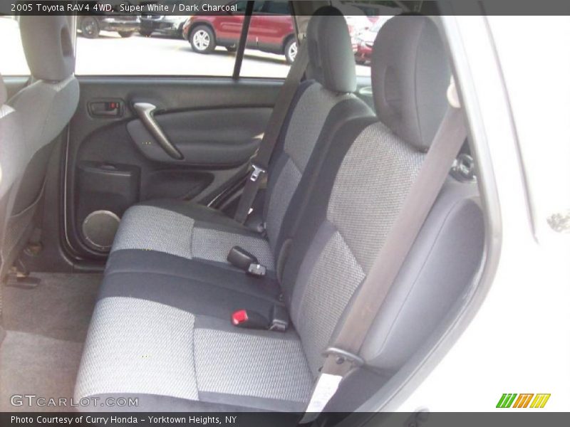Super White / Dark Charcoal 2005 Toyota RAV4 4WD