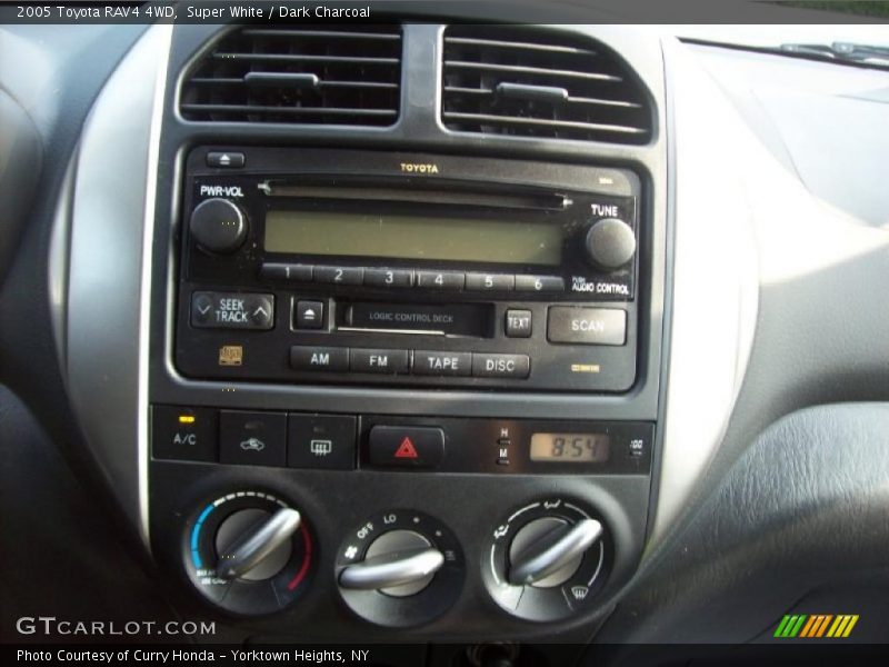 Super White / Dark Charcoal 2005 Toyota RAV4 4WD