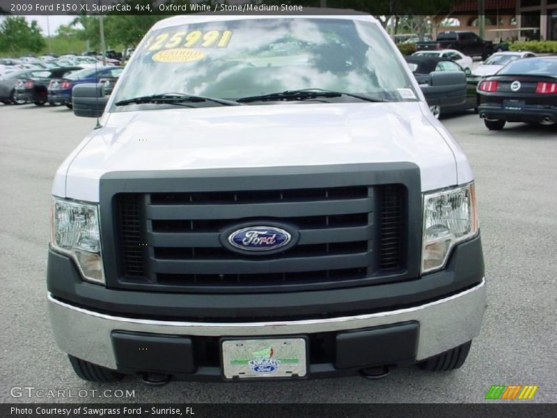 Oxford White / Stone/Medium Stone 2009 Ford F150 XL SuperCab 4x4