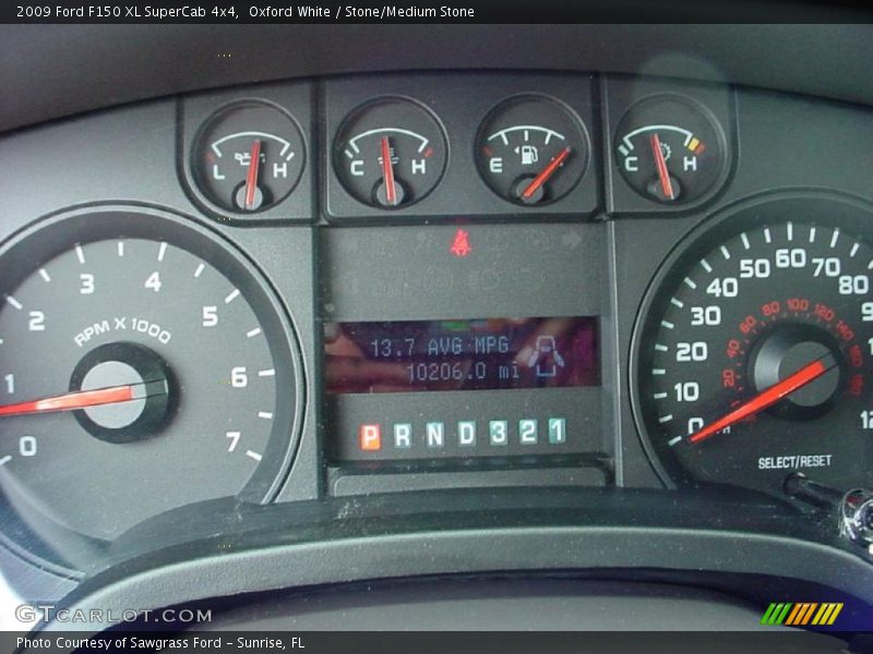 Oxford White / Stone/Medium Stone 2009 Ford F150 XL SuperCab 4x4
