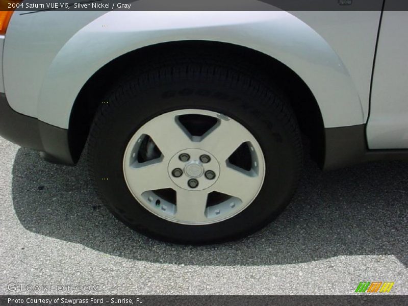 Silver Nickel / Gray 2004 Saturn VUE V6