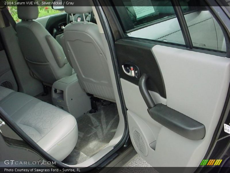Silver Nickel / Gray 2004 Saturn VUE V6
