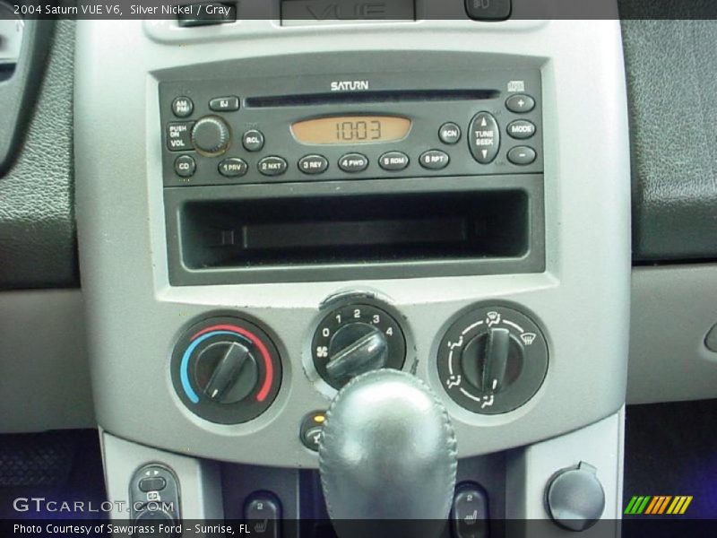 Silver Nickel / Gray 2004 Saturn VUE V6