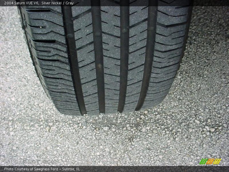 Silver Nickel / Gray 2004 Saturn VUE V6