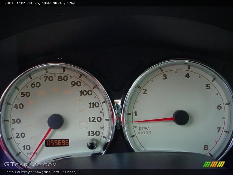 Silver Nickel / Gray 2004 Saturn VUE V6