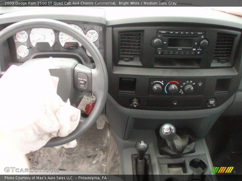 Bright White / Medium Slate Gray 2009 Dodge Ram 3500 ST Quad Cab 4x4 Chassis Commercial