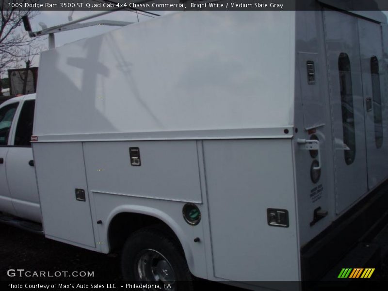 Bright White / Medium Slate Gray 2009 Dodge Ram 3500 ST Quad Cab 4x4 Chassis Commercial
