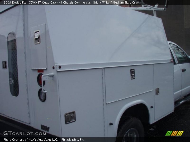 Bright White / Medium Slate Gray 2009 Dodge Ram 3500 ST Quad Cab 4x4 Chassis Commercial