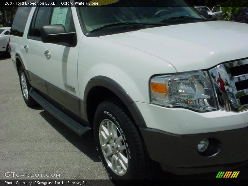 Oxford White / Stone 2007 Ford Expedition EL XLT